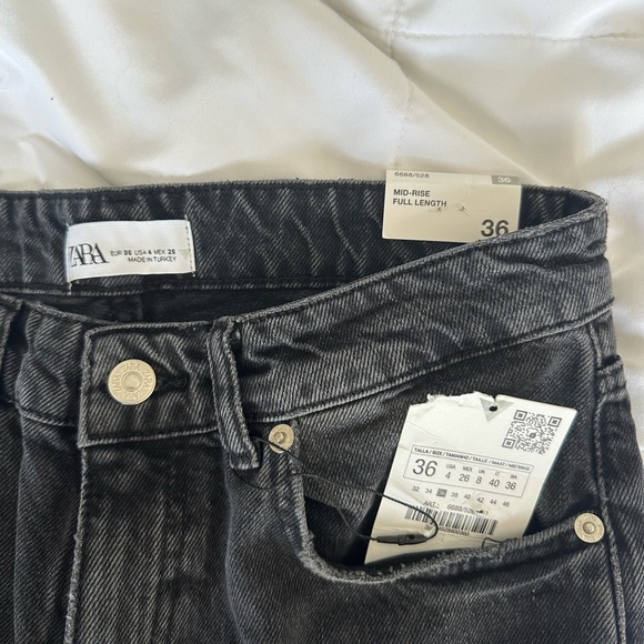 Zara Full Length TRF Mid-Rise Wide Leg Jeans - Picture 7 of 7